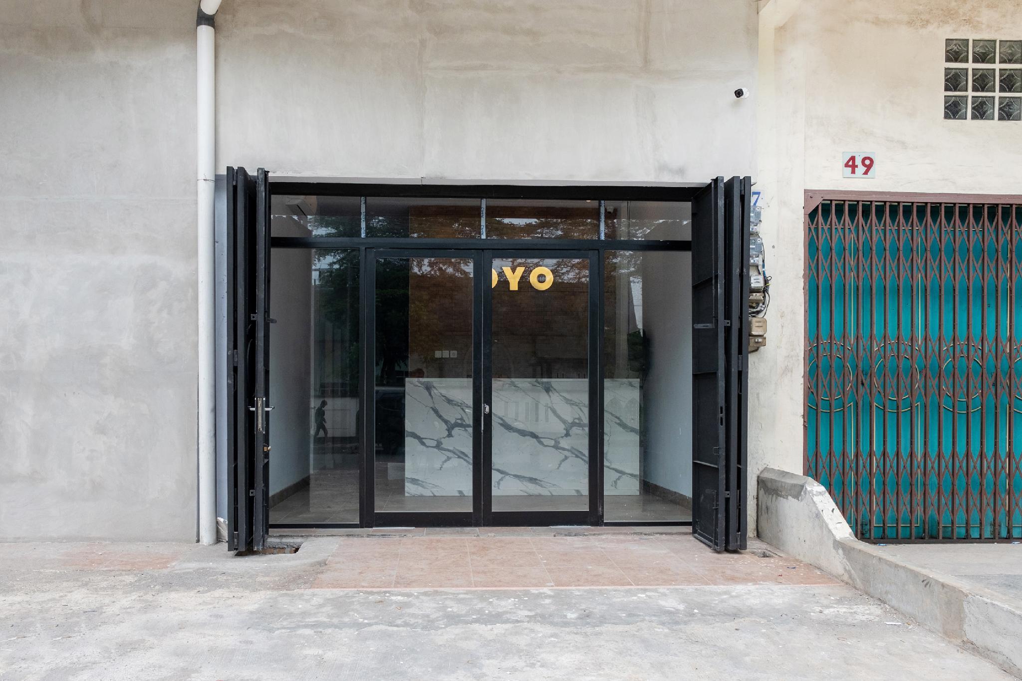 OYO 3150 Theodore Homestay Medan Luaran gambar